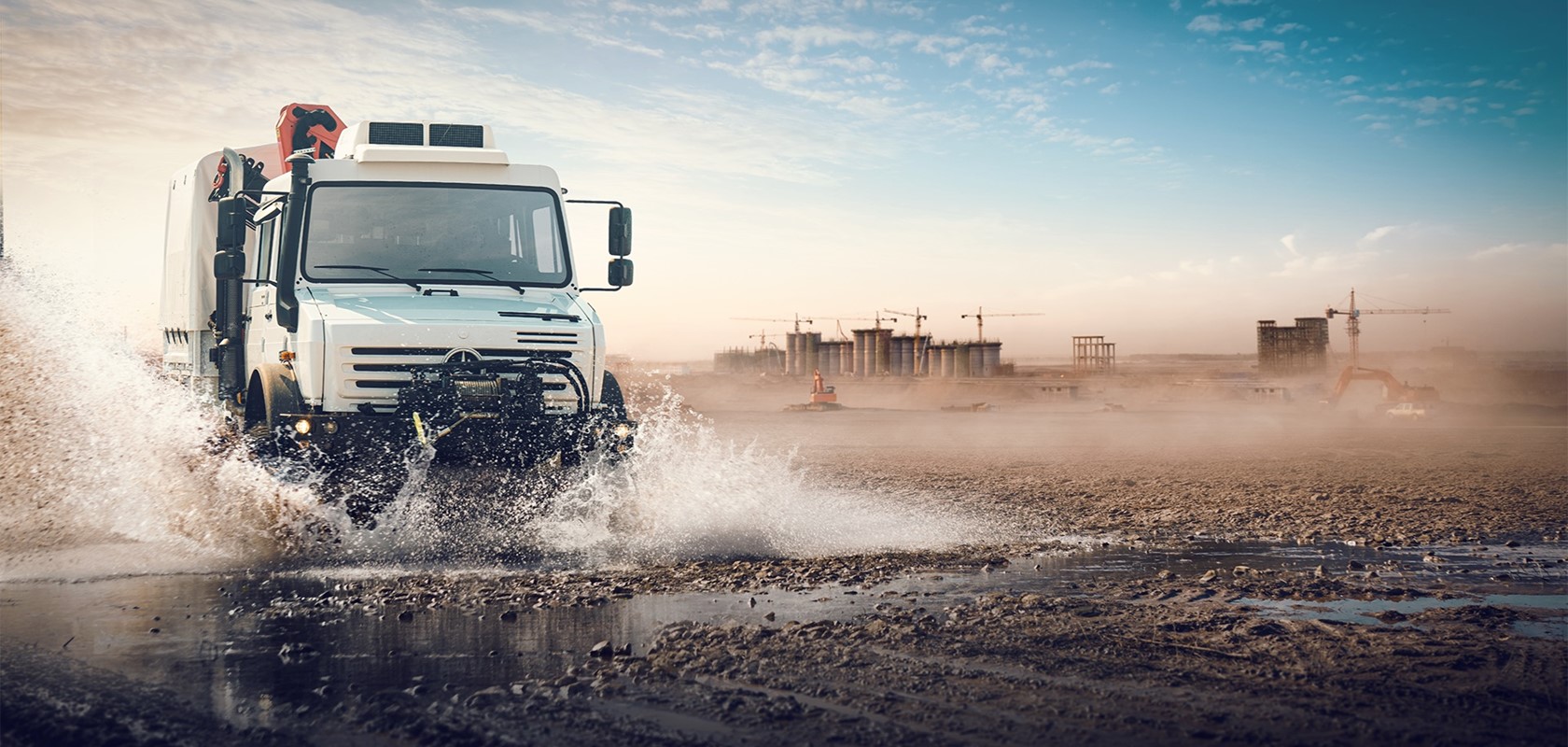 Hanover show: third Unimog range, new coach and bus models
